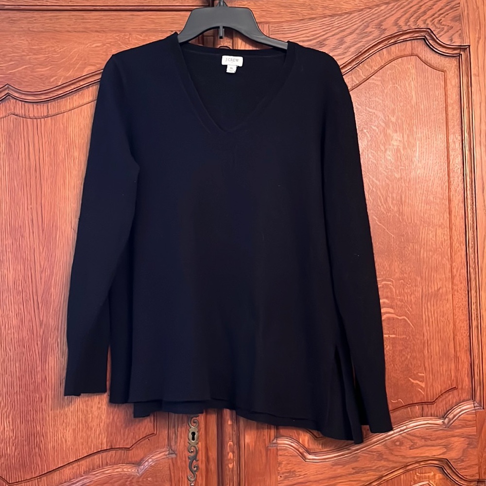 Women’s XL J Crew v neck sweater